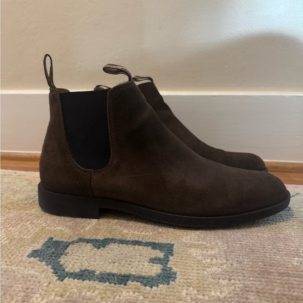 Blundstone Suede Boots